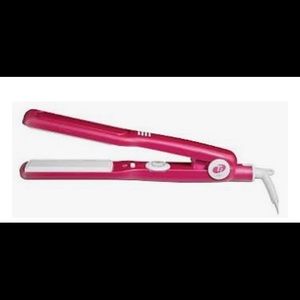 T3 Pro flat iron in red.Perfect working condition